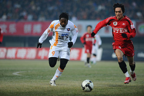 jL回应对NAVI质疑：没有火力输出和明星选手的二线队哈哈